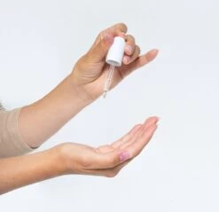 Herome Nagelbadolie Nagelolie Nagelriemolie - Concentrated Nail Bath Oil - Ideale Start Van Een Manicurebehandeling - 30ml. -Winkel Voor Persoonlijke Verzorging 1200x1161 7