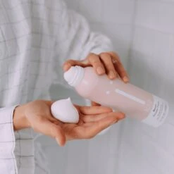 Naïf Bloom Doucheschuim - 2 X 200ml - Met Natuurlijke Ingrediënten -Winkel Voor Persoonlijke Verzorging 1200x1200 1405