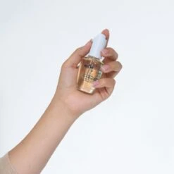 Herome Nagelbadolie Nagelolie Nagelriemolie - Concentrated Nail Bath Oil - Ideale Start Van Een Manicurebehandeling - 30ml. -Winkel Voor Persoonlijke Verzorging 1200x1200 1853