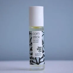 Australian Bodycare Corn Stick 9 Ml - Anti-likdoorn Roller Die De Huid Verzacht En Verzorgt Met Tea Tree Olie - Eerste Hulp Bij Eksterogen En Likdoorns Met Roll-on Voor Eenvoudige Applicatie - Salicylzuur Lost De Eelt Op En Verzacht Likdoorns -Winkel Voor Persoonlijke Verzorging 1200x1200 1898