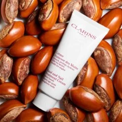 Clarins Hand & Nail Treatment Cream Handcrème - 100 Ml 13 Clarins Hand & Nail Treatment Cream Handcrème - 100 Ml -Winkel Voor Persoonlijke Verzorging 1200x1200 1996