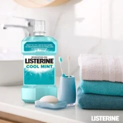 LISTERINE® Fresh Mint, Mondspoeling Met Essentiële Oliën Voor Een Langdurig Frisse Adem, 3x600ml -Winkel Voor Persoonlijke Verzorging 1200x1200 253