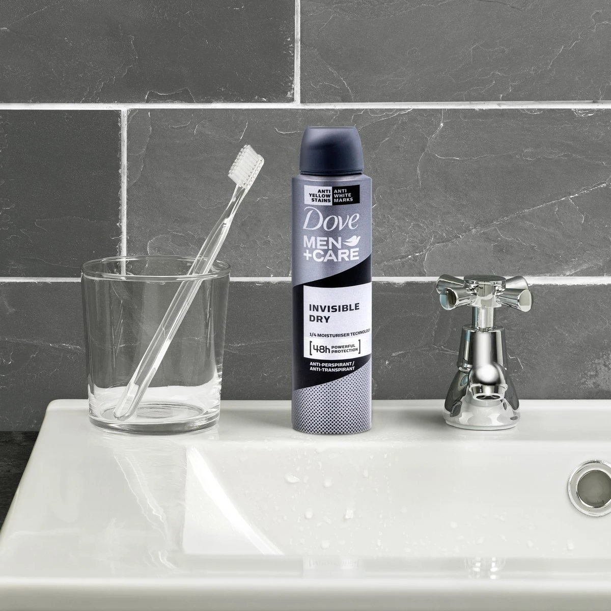 Dove Men+Care Invisible Dry Anti-transpirant Deodorant Spray - 6 X 150 Ml - Voordeelverpakking 8 Dove Men+Care Invisible Dry Anti-transpirant Deodorant Spray - 6 X 150 Ml - Voordeelverpakking - Afbeelding 6