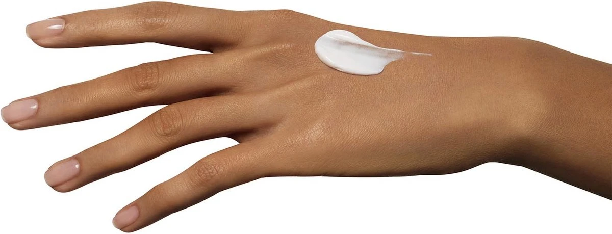 Clarins Hand & Nail Treatment Cream Handcrème - 100 Ml 10 Clarins Hand & Nail Treatment Cream Handcrème - 100 Ml - Afbeelding 8