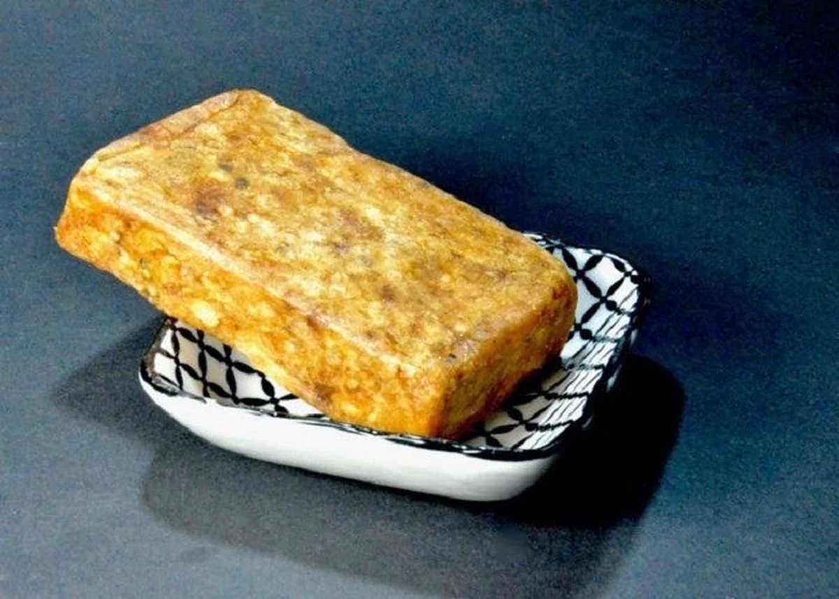 African Black Soap - Afrikaanse Zwarte Zeep - 150 Gram - 100% Natuurlijke Zeep 3 African Black Soap - Afrikaanse Zwarte Zeep - 150 Gram - 100% Natuurlijke Zeep