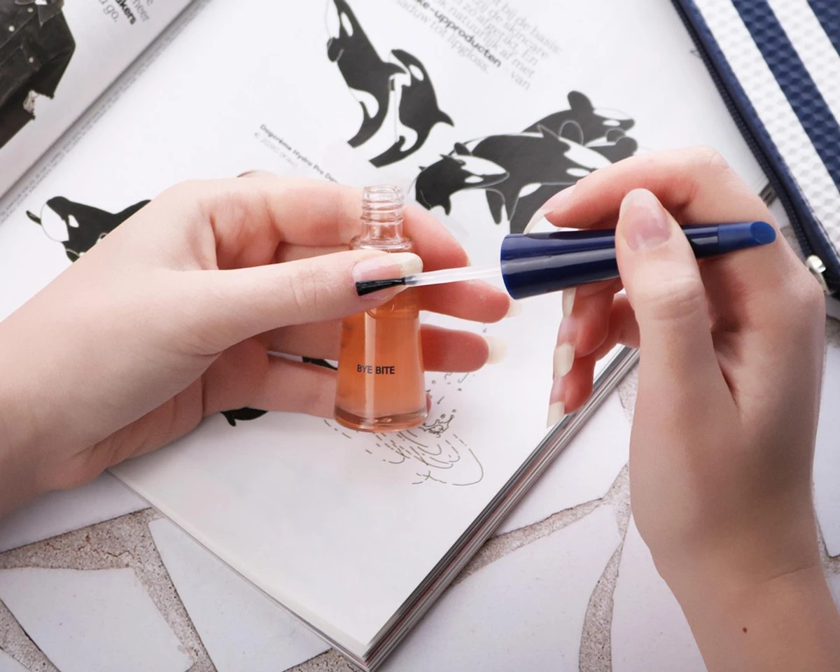 Herome Bye Bite - Anti-Nagelbijt Nagelbijt Nagellak - Stop Duimzuigen En Nagelbijten Nagelriembijten - Voor Volwassenen (Unisex) En Kinderen. - 10ml. 4 Herome Bye Bite - Anti-Nagelbijt Nagelbijt Nagellak - Stop Duimzuigen En Nagelbijten Nagelriembijten - Voor Volwassenen (Unisex) En Kinderen. - 10ml. - Afbeelding 2