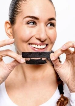 Love2smile PAP+ Premium Strips - Whitening Strips - De Natuurlijke Tandenbleker Van Nederland & België - Goedgekeurde Tandenbleek Strips - Teeth Whitening Strips - Wittere Tanden - Zonder Peroxide 13 Love2smile PAP+ Premium Strips - Whitening Strips - De Natuurlijke Tandenbleker Van Nederland & België - Goedgekeurde Tandenbleek Strips - Teeth Whitening Strips - Wittere Tanden - Zonder Peroxide -Winkel Voor Persoonlijke Verzorging 854x1200