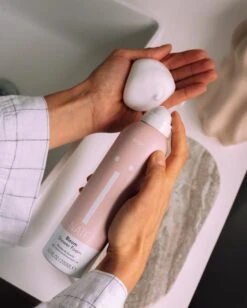 Naïf Family Doucheschuim Showerfoam Set - Voordeelverpakking - Lichaamsverzorging - 2 Stuks - Met Natuurlijke Ingrediënten -Winkel Voor Persoonlijke Verzorging 962x1200 1